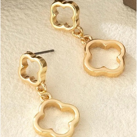 Clover Style Dangle Earrings/Yellow Gold Color - Picture 2 of 6